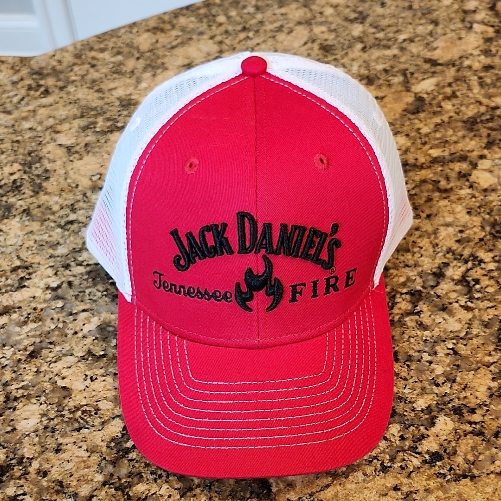 Jack Daniels Red and White‎ Mesh Hat